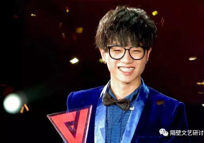 给大家讲解“微信上炸 金花房间房卡”获取房卡教程-哔哩哔哩 给大家讲解“微信上炸 金花房间房卡”获取房卡教程-哔哩哔哩