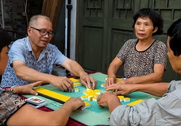 我来告诉你”乐乐安徽麻将确实可以开挂”(太坑了果然有挂)
