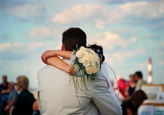 房卡必备教程“微信链接斗牛房卡如何购买”获取房卡教程-哔哩哔哩 房卡必备教程“微信链接斗牛房卡如何购买”获取房卡教程-哔哩哔哩