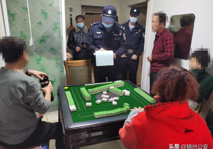 房卡必备教程“新蛮王拼三张房间卡”详细房卡教程