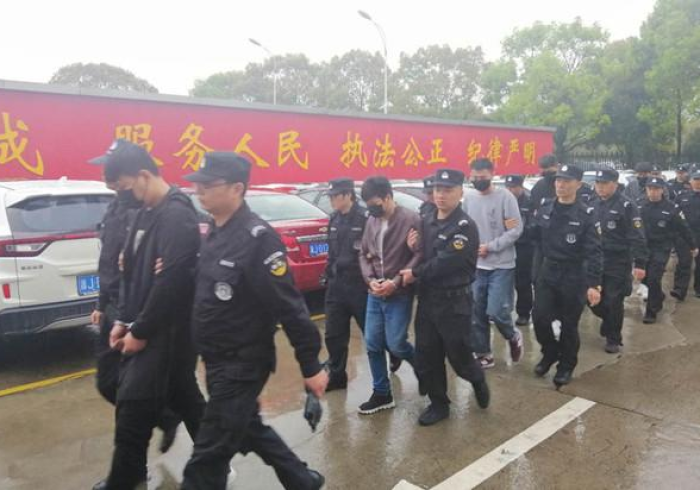 玩家测评“有没有微信这炸 金花房卡”房卡使用教程