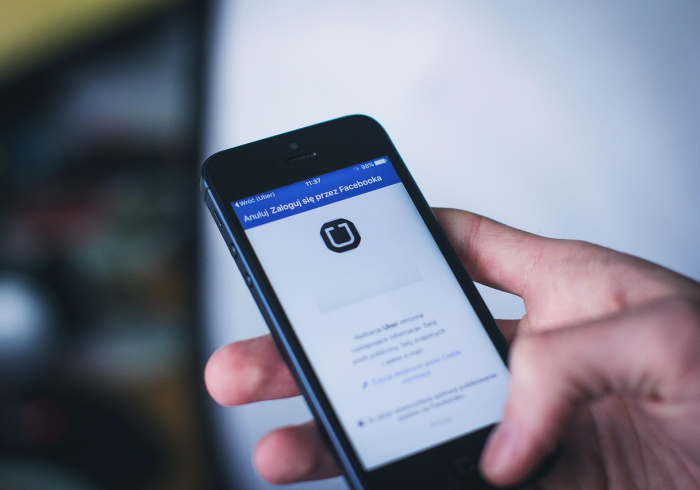 一分钟介绍使用“微信链接斗牛房卡哪里有卖”房卡怎么购买